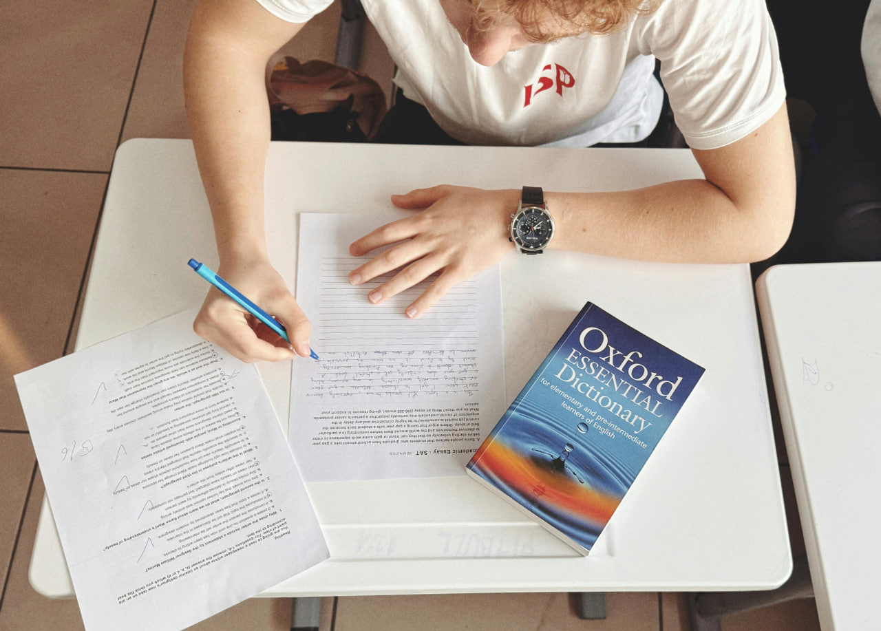 IGCSE English Language Past Papers